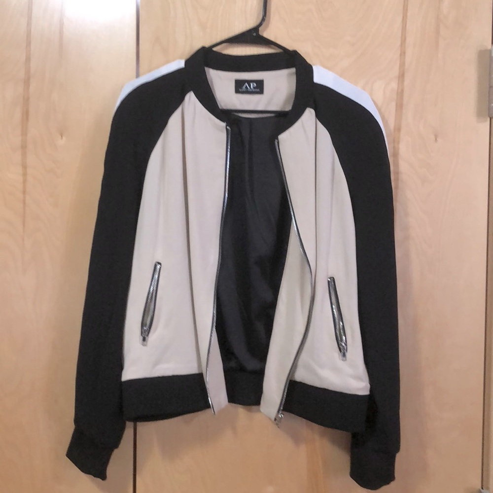 Avant Premiere Jacket